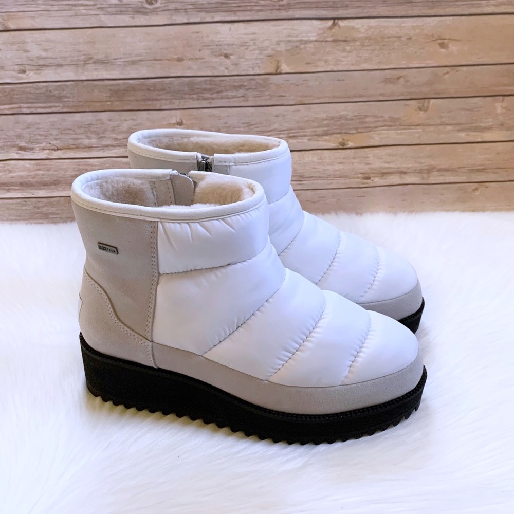 UGG White Ridge Mini Waterproof Puffer Boots